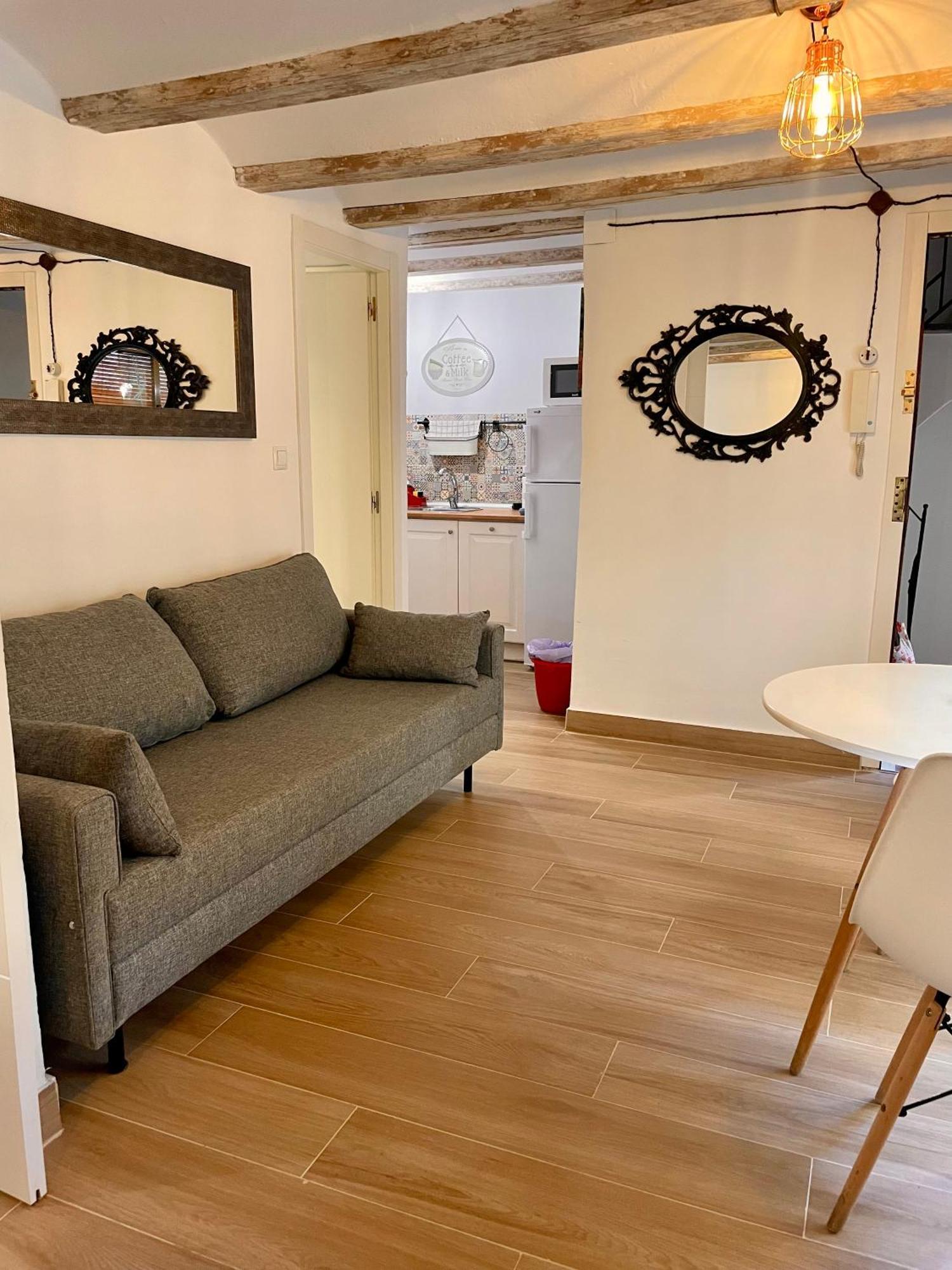 Appartement Cosy At The Cathedral With Wifi